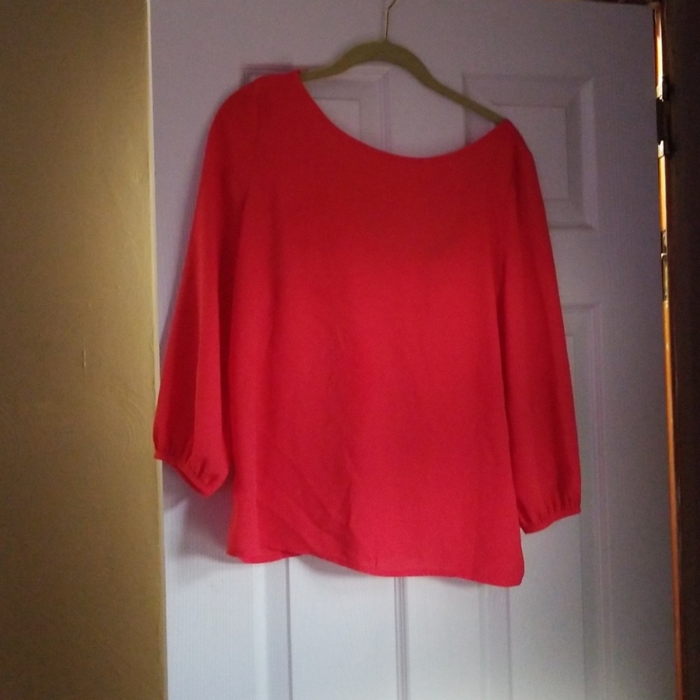top with gold sequin bow